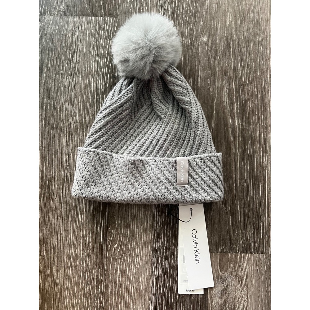 NEW Calvin Klein Beanie Women OS Grey Faux Fur Pom Ribbed Knit Hat A4KH7678